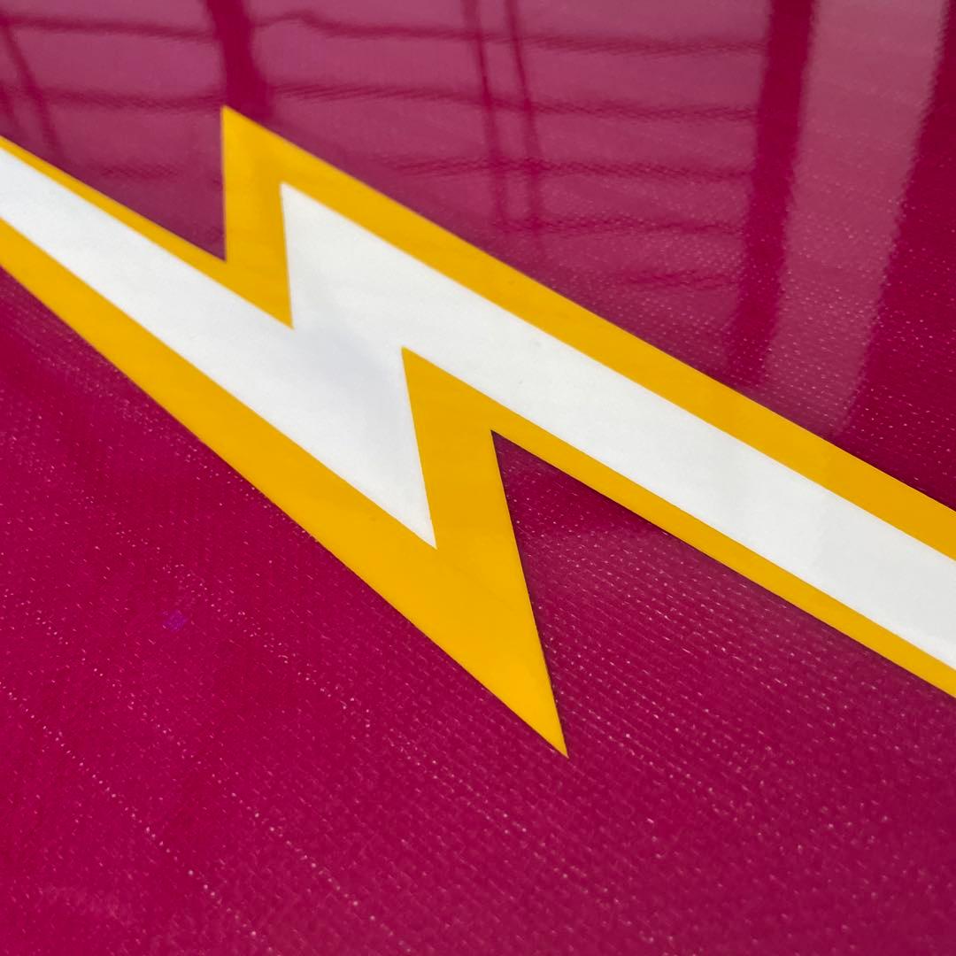 ライトニングボルト　Y.Uシェイプ　ビンテージボード