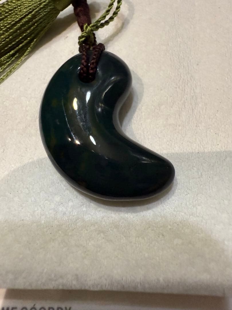 出雲石‼️碧玉‼️青石‼️勾玉‼️特大サイズ41、5mm‼️送料無料‼️破格出品‼️鑑定書付