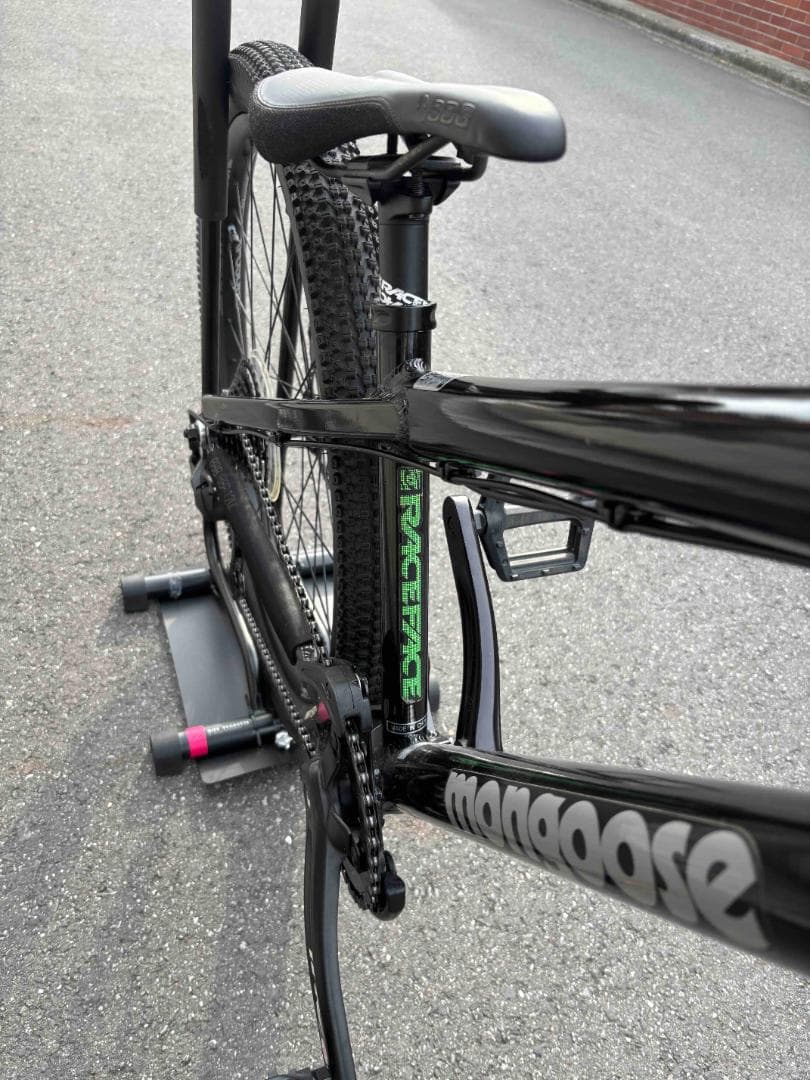 mon FIREBALL 9-SPEED （2020年モデル）