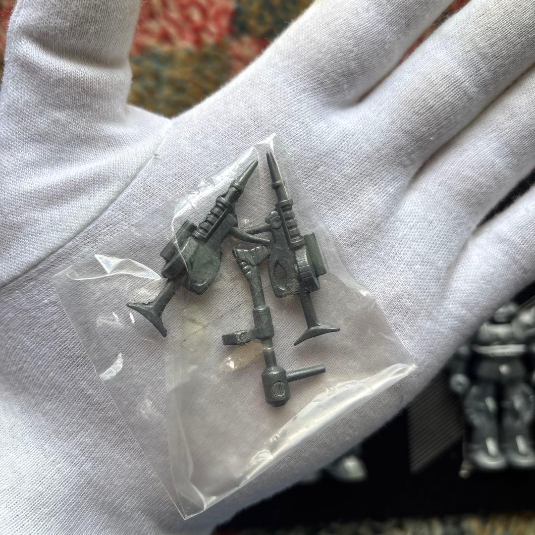 クローバー社　機動戦士ガンダム シャア専用ザク、ドム、ザクの 3体セット