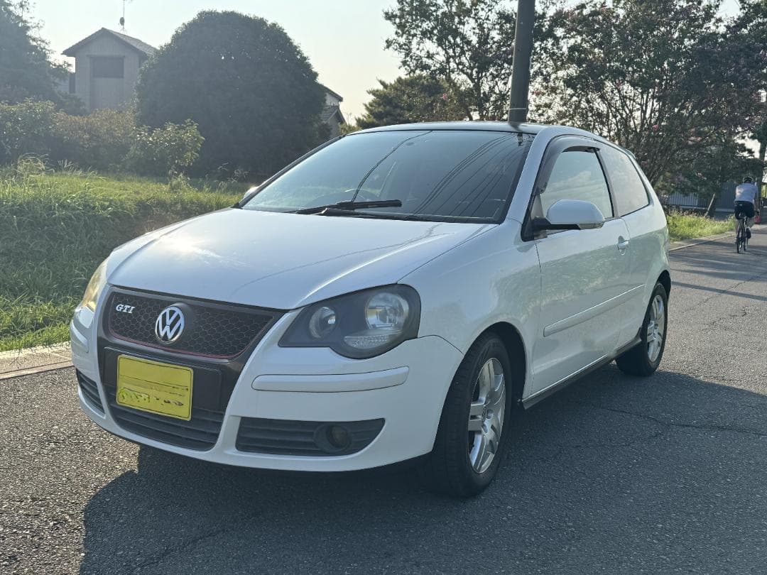 Volkswagen Polo GTI ホワイト