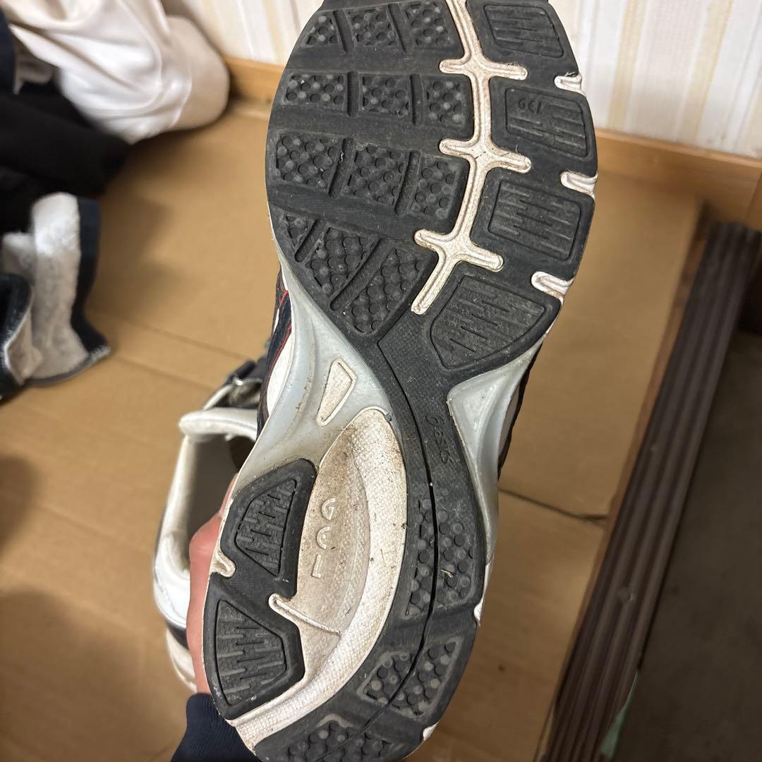 東海大相模トレーニングシューズ ホワイト/ネイビー