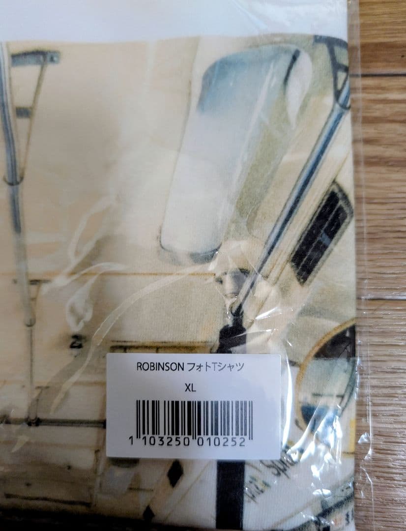 スピッツ　ハチミツ 30周年記念 Tシャツ　ロビンソン　XLサイズ