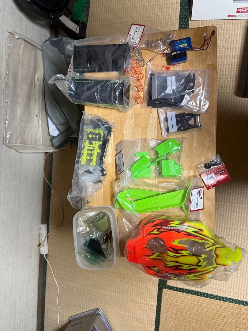 Kyosho Inferno MP9 RK14 4WD バギー