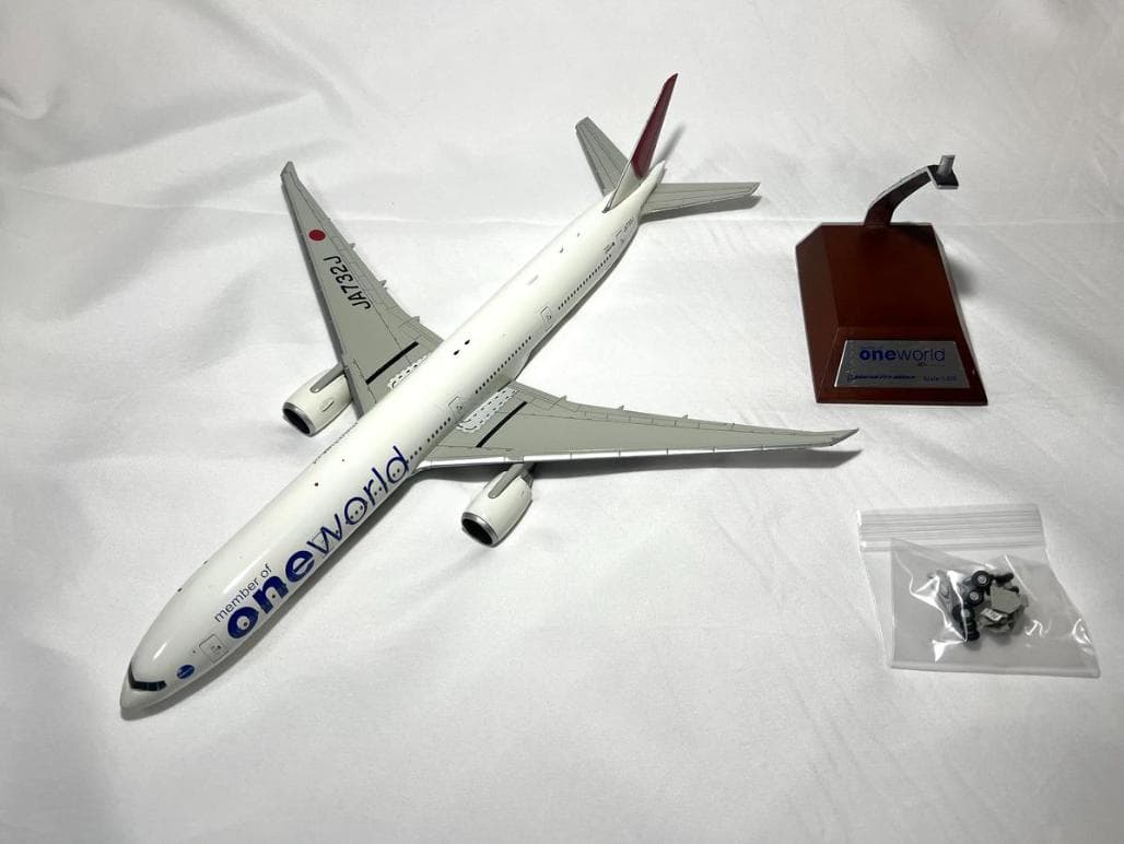 JC Wings日本航空 JAL 1:200 B777-346ER JA732J