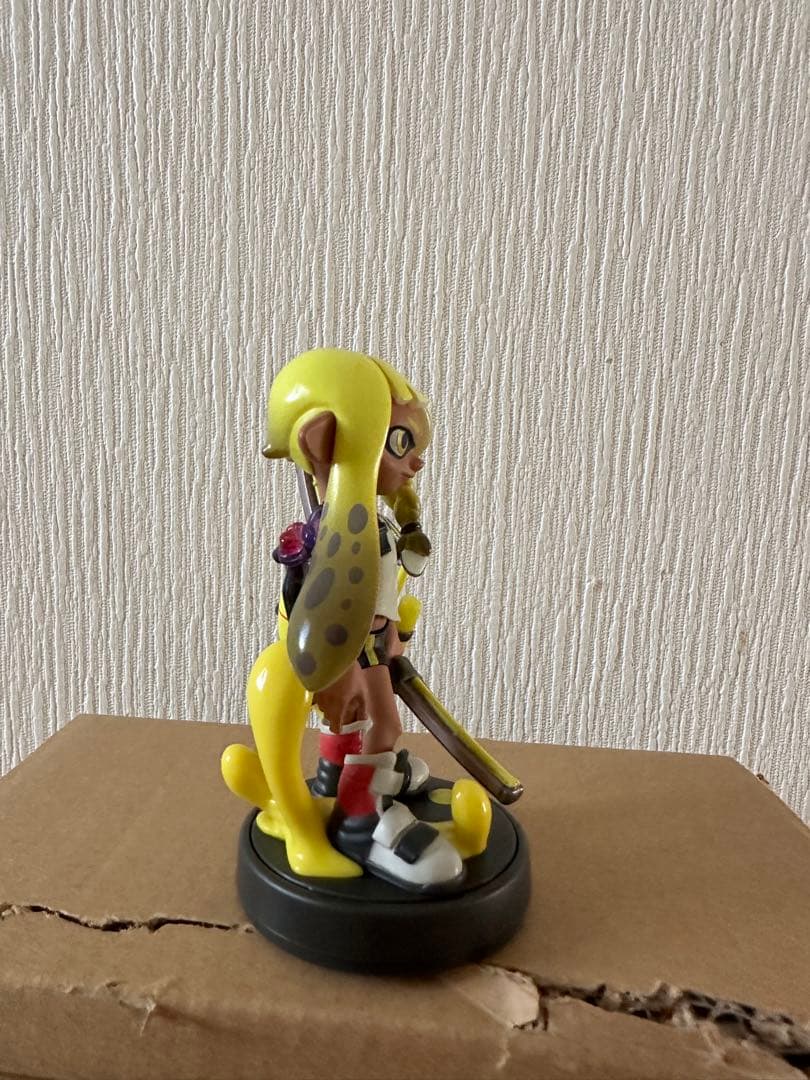 スプラトゥーンamiiboライムグリーンガール　タコガール　イエローガール