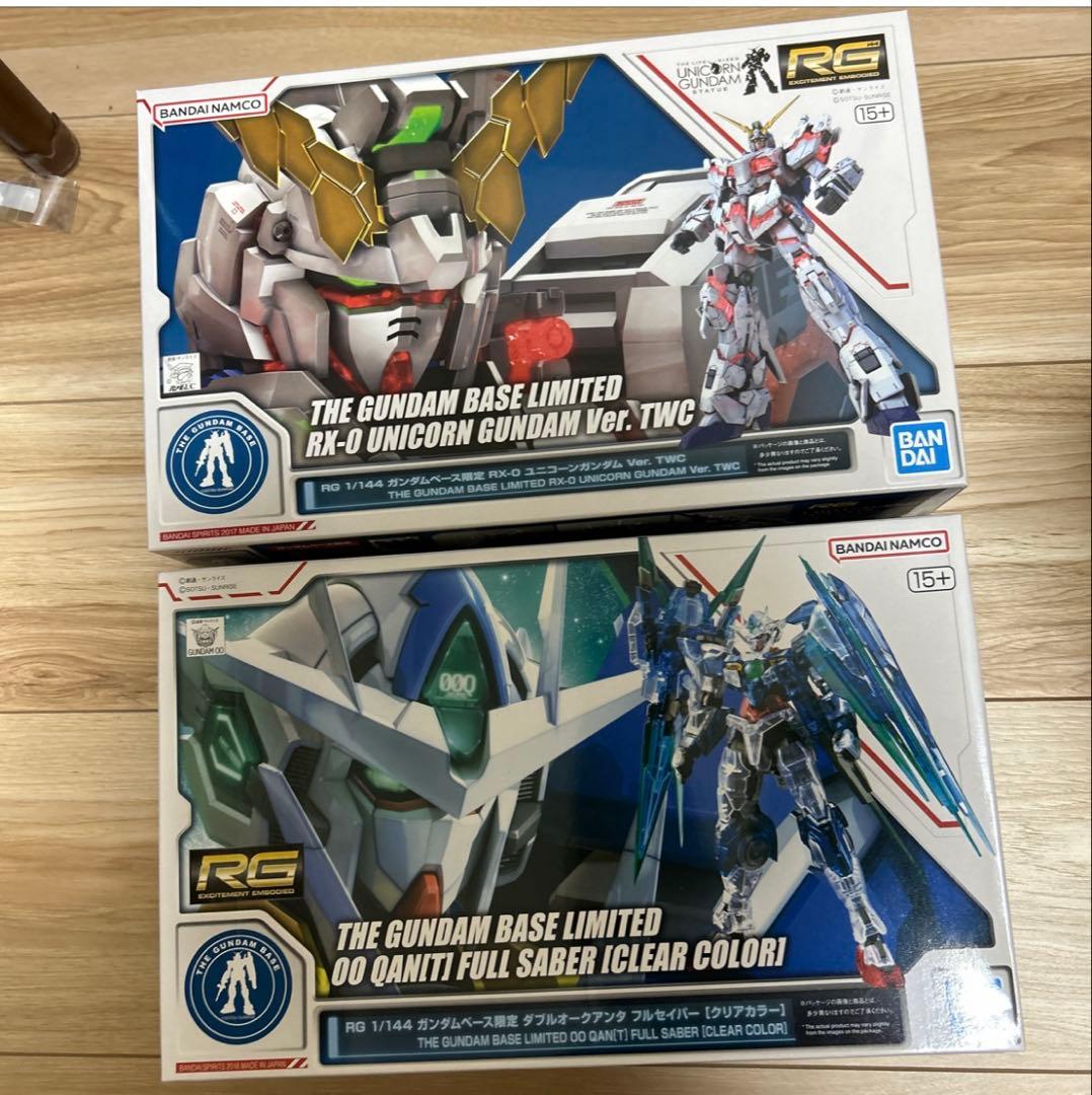 RG ユニコーンガンダムTWC ダブルオークアンタフルセイバー(クリアカラー)