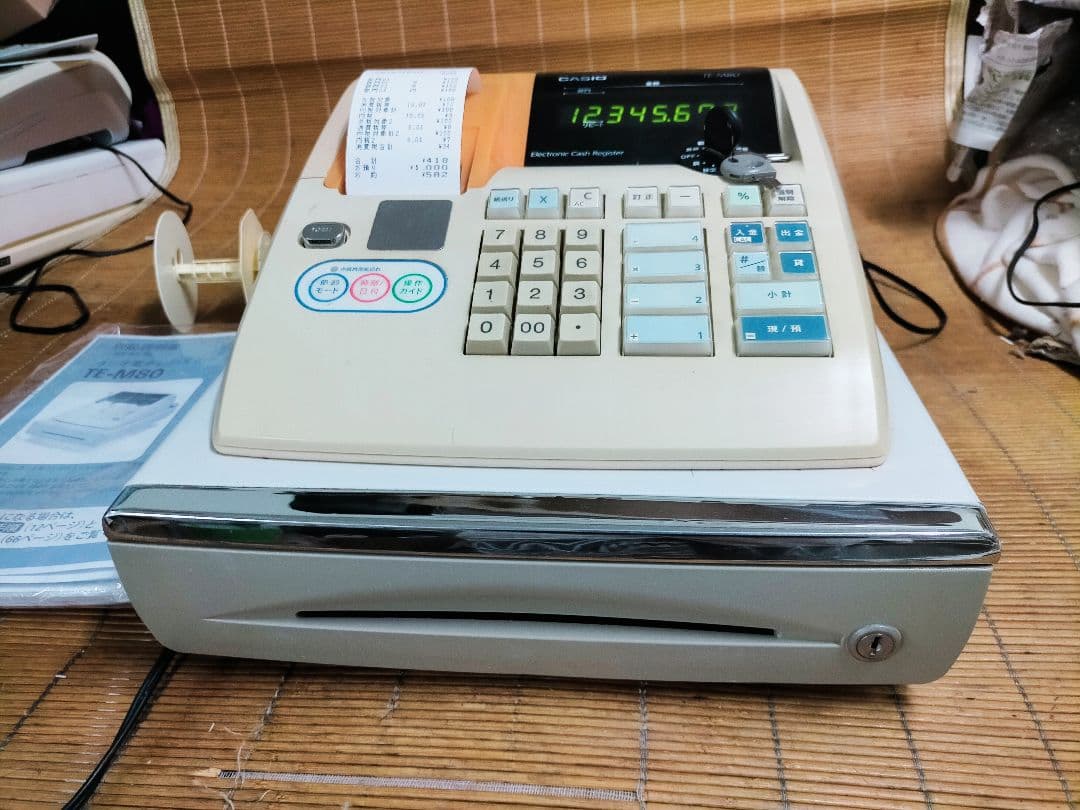 カシオレジスター　TE-M80　中古品　人気機種感熱紙　送料無料　706806