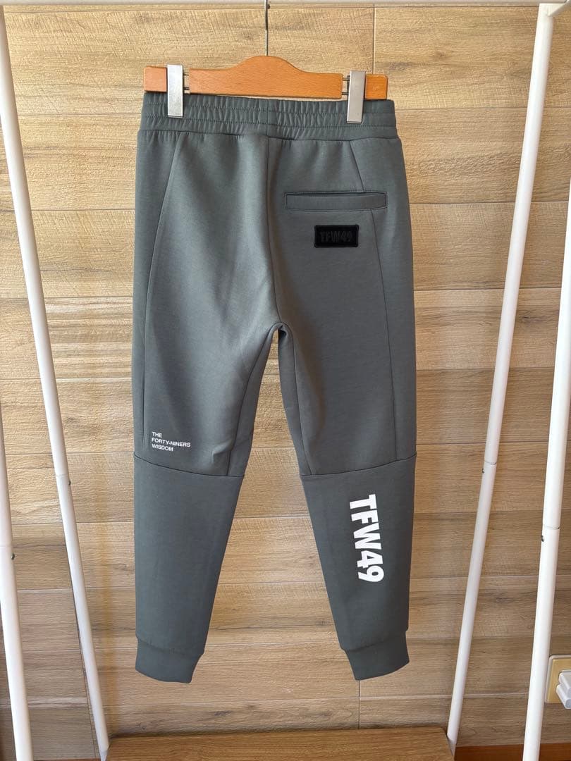 TFW49 グリーングレー パンツ　Sサイズ　新品タグ付