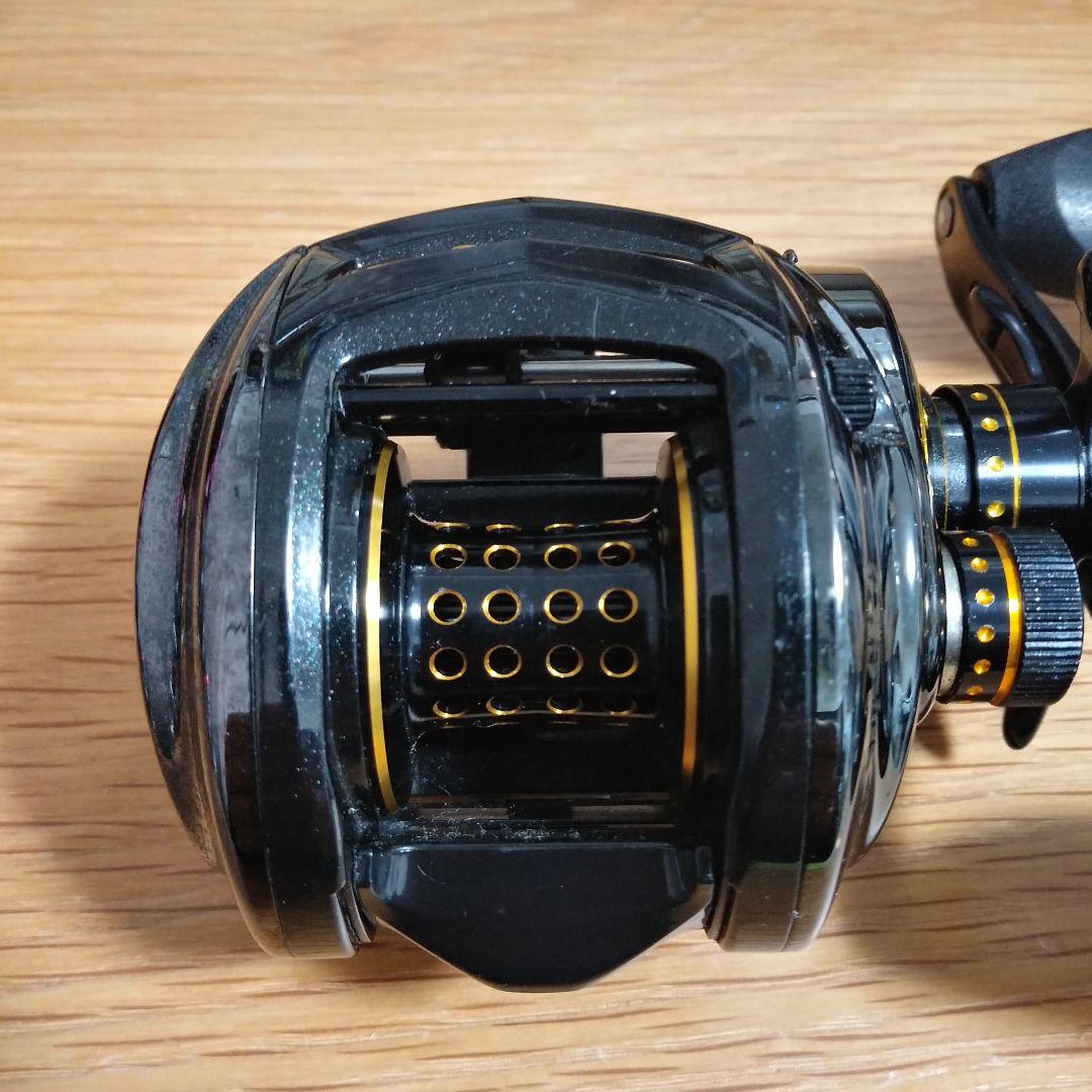 アブ レボブラック9 REVO BLACK 9 ベイトリール