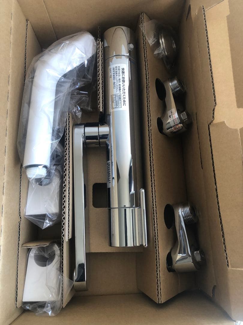 浴室用壁付サーモスタット混合水栓コンフォートウェーブシルバーTBV03401J1