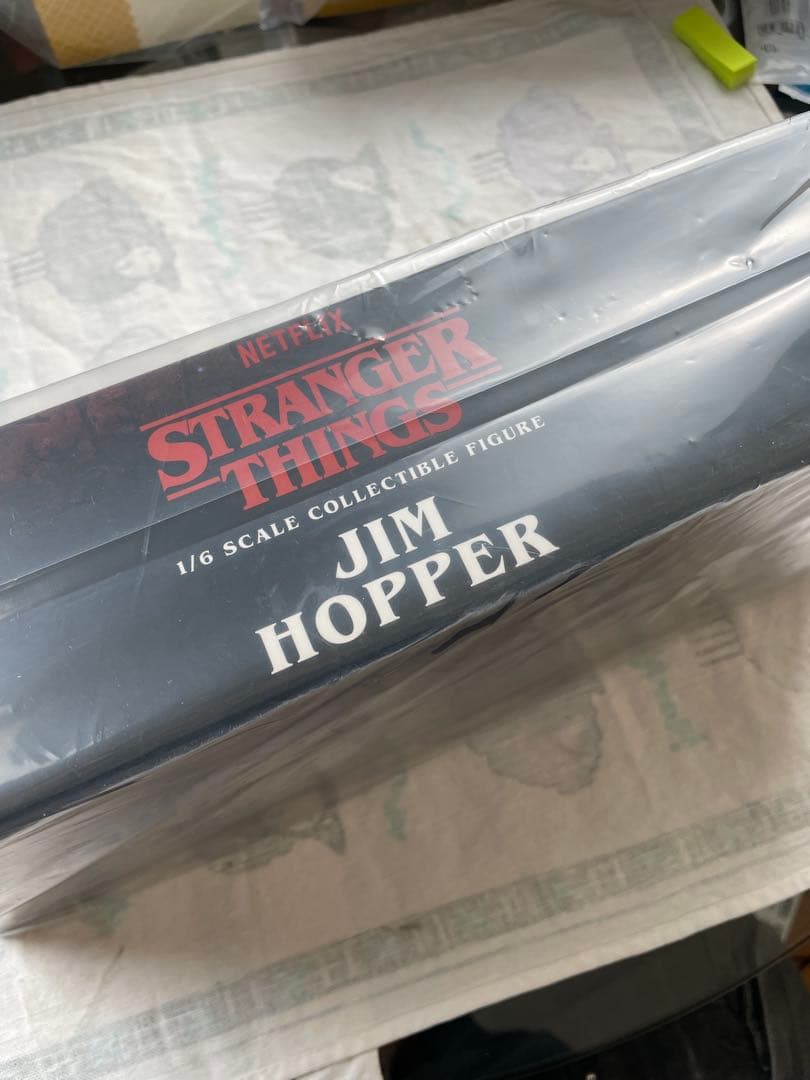 ストレンジャー・シングス未知の世界 1/6 ジム・ホッパー可動フィギュア