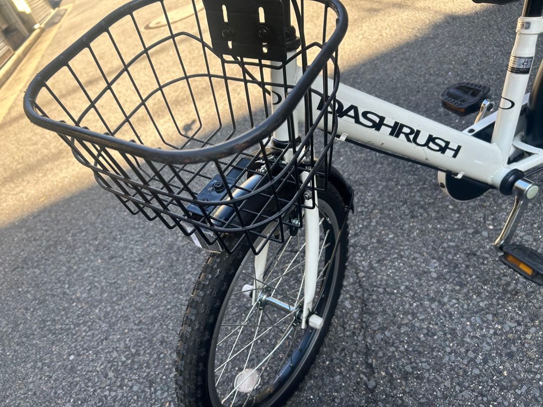 DASH RUSH 子供用自転車 ホワイト 18インチ 引き渡し限定 大阪