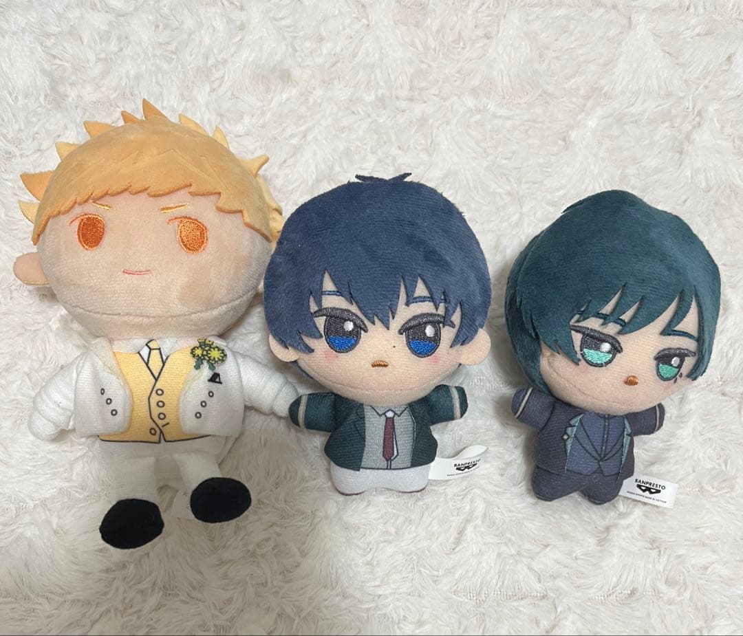 ブルーロック グッズ まとめ売り 缶バッジ パシャこれ アクスタ ぬいぐるみ