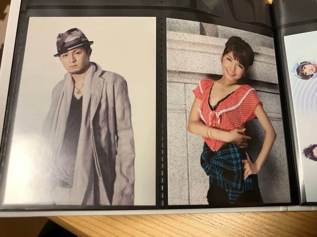 AAA トレーディングカード　ファイル付き