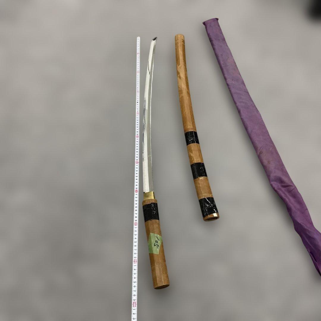 未開刃，模造刀、白鞘 刀 剣 長尺模造刀 木製ハンドルの湾刀 約100cm 紫鞘
