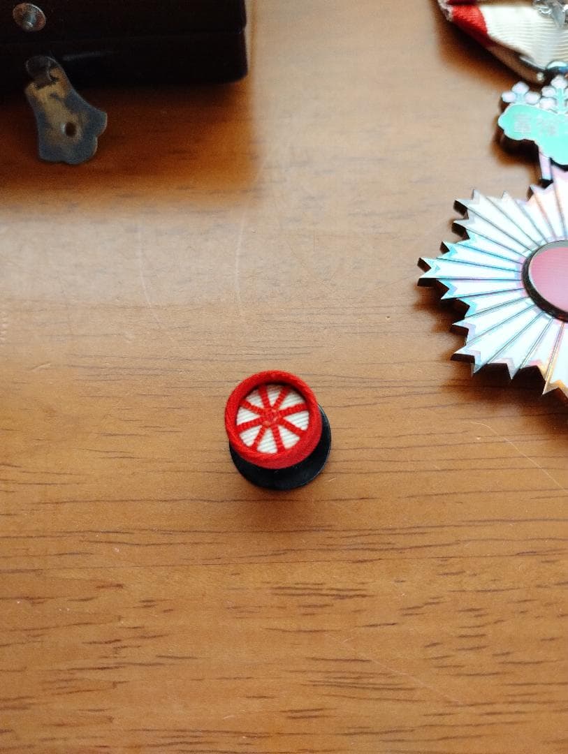 勲五等双光旭日章 勲章　ケース付き