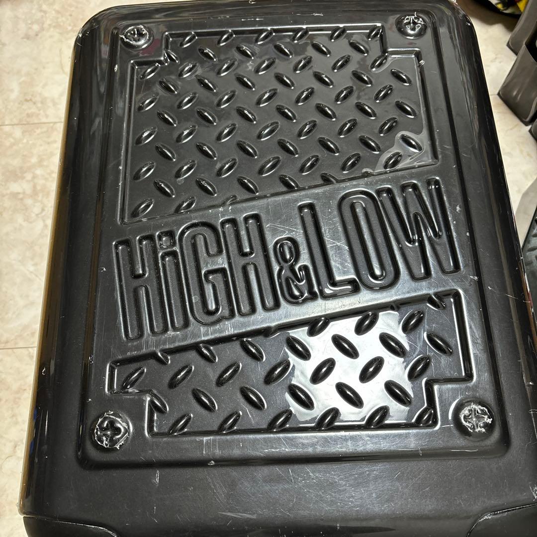 HIGH & LOW ローソンくじ キャリーケース入り他　Tシャツおまけ付き