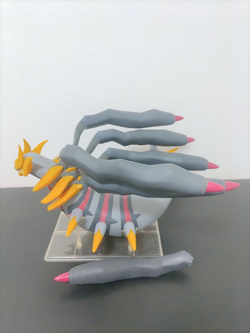 【希少品】ポケモンわくわくゲットくじ2008ギラティナ フィギュア