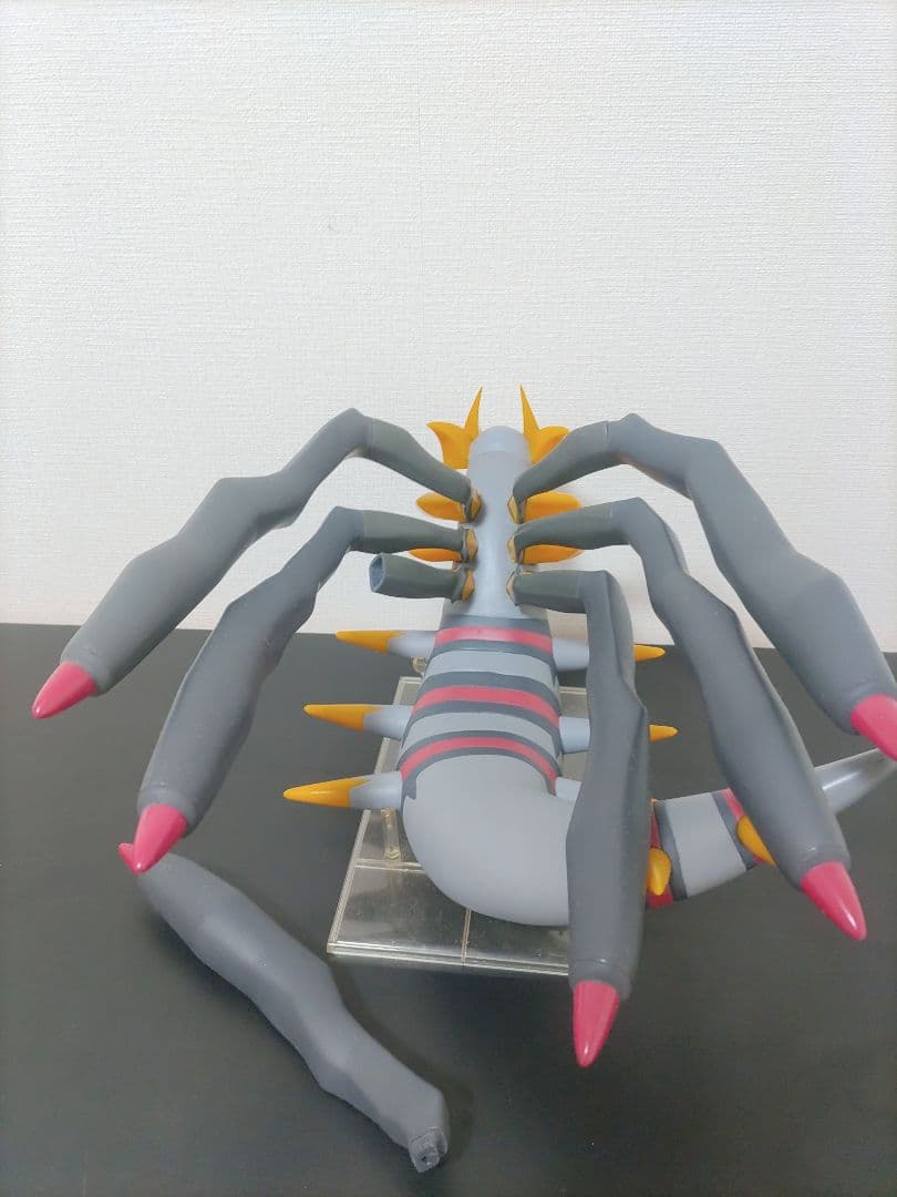 【希少品】ポケモンわくわくゲットくじ2008ギラティナ フィギュア