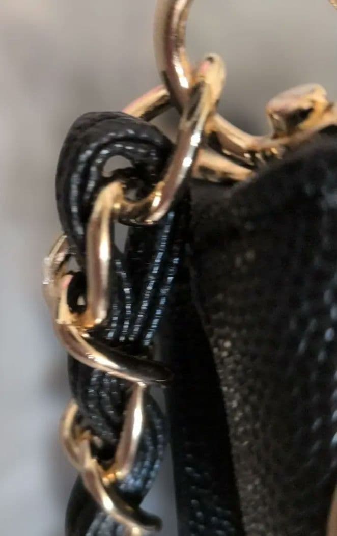 #CHANEL ブラックレザー ハンドバッグ　ノベルティ正規品ノベルティシール有