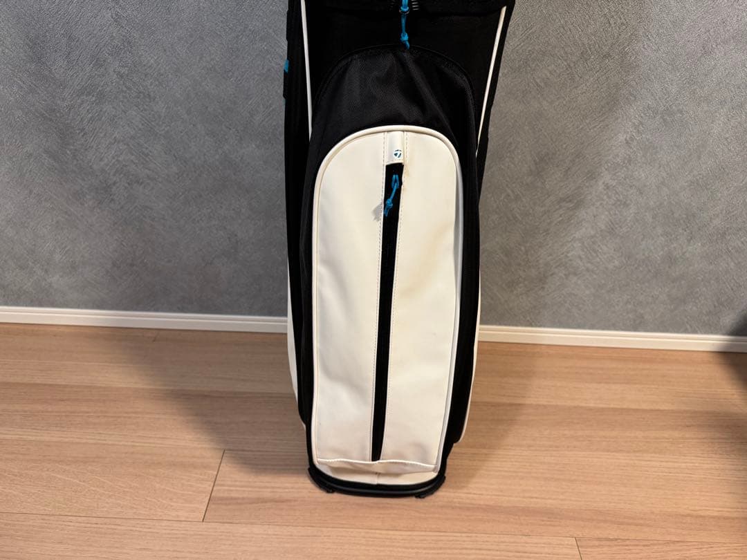 TaylorMade キャディバッグ ホワイト/ブラック