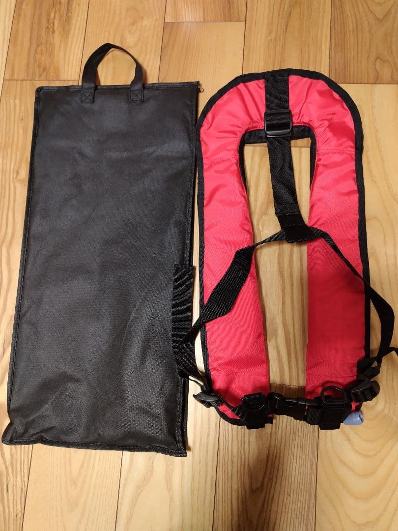 フジクラ　ライフジャケットFN-70S 赤