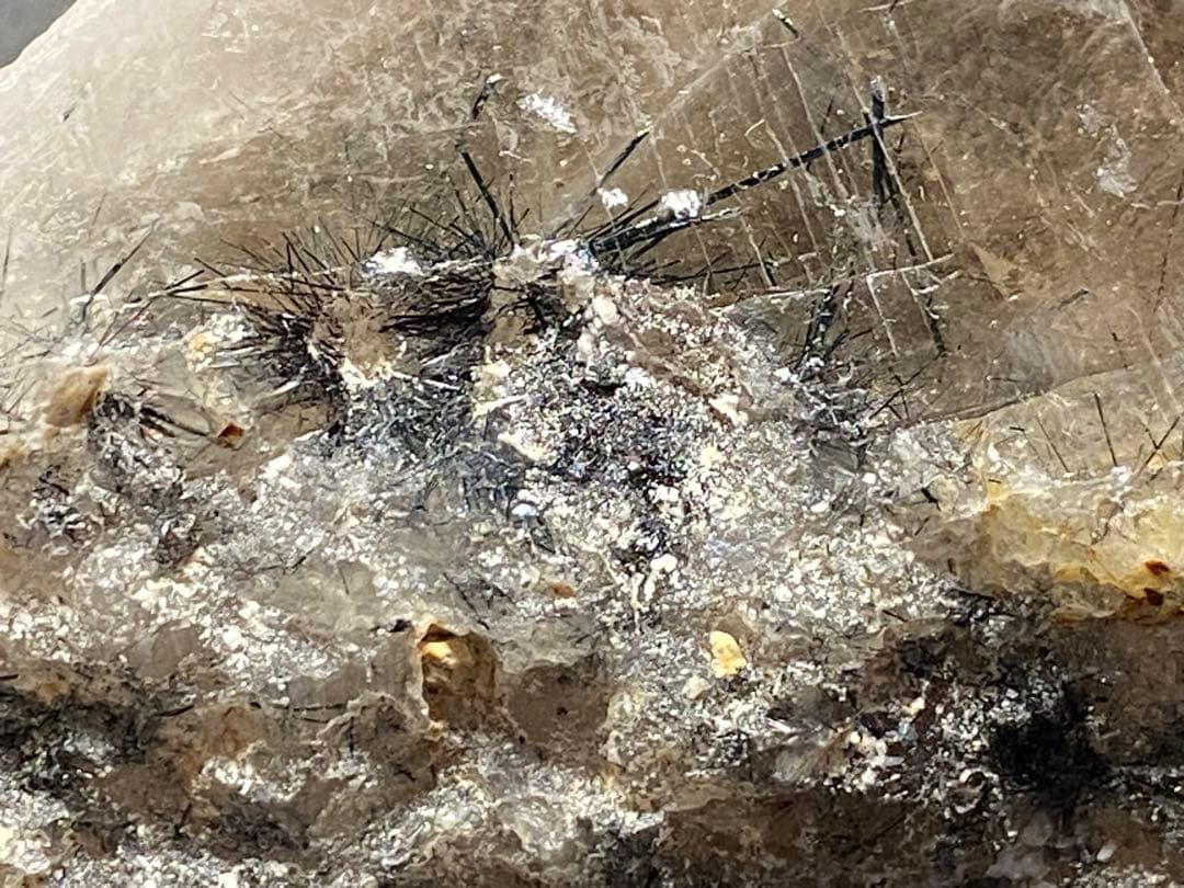 ザギ水晶　ザギマウンテンクォーツ　226g