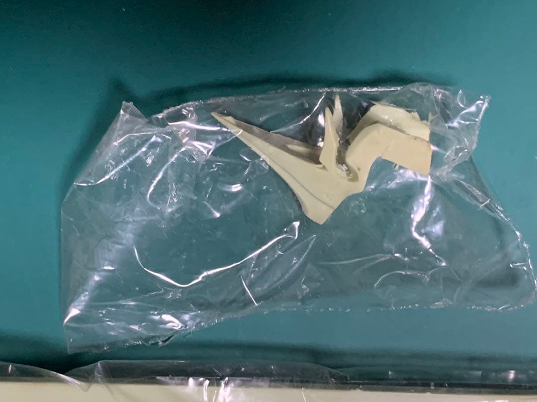 ボークス 1/100 FSS レッドミラージュ•ジョーカー3100