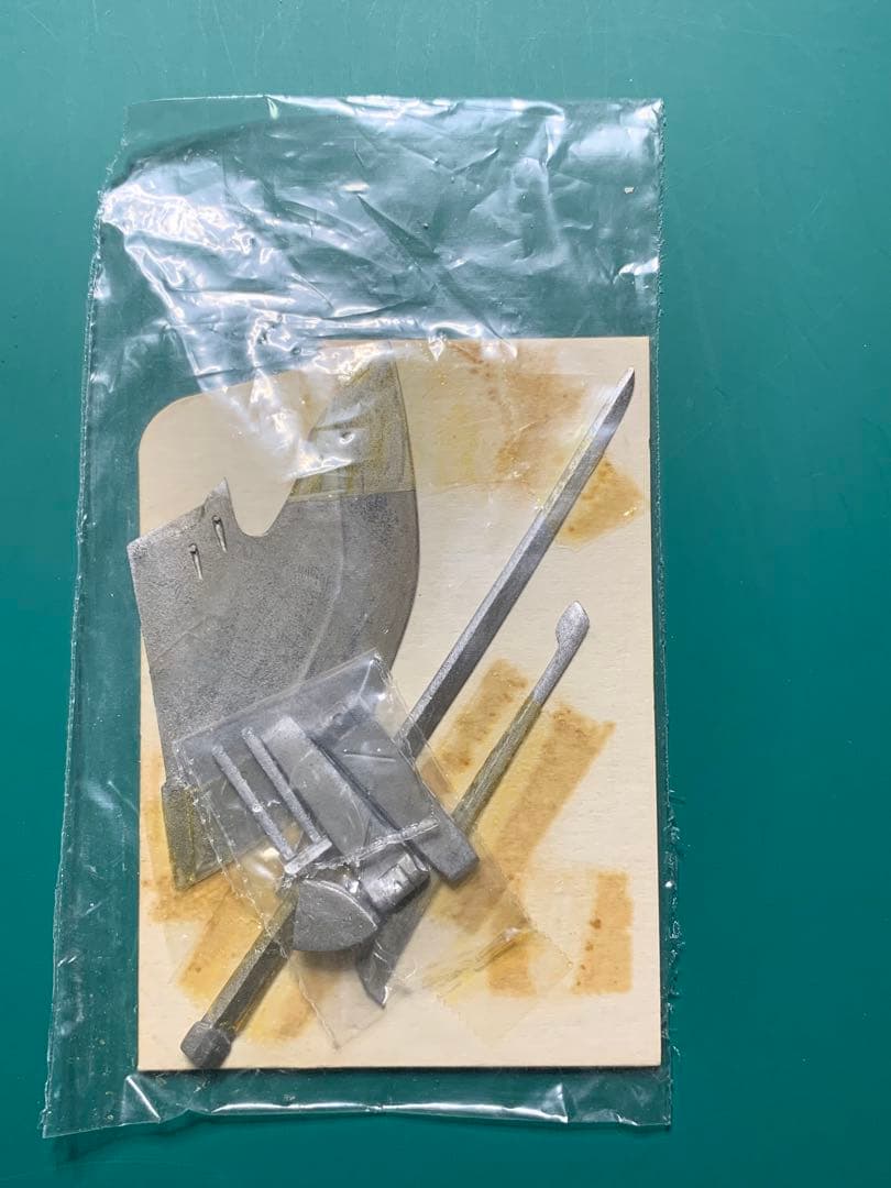 ボークス 1/100 FSS レッドミラージュ•ジョーカー3100