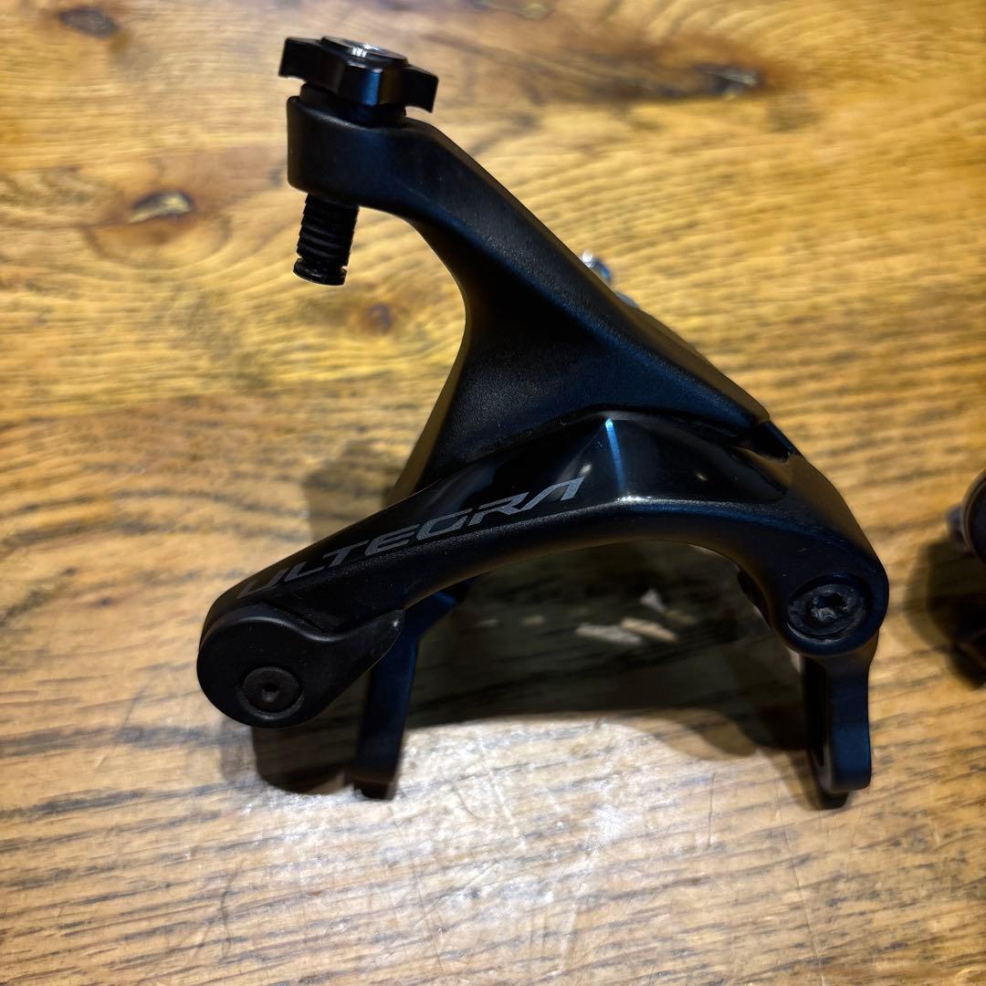 SHIMANO ULTEGRA BR-R8100前後キャリパープレーキ