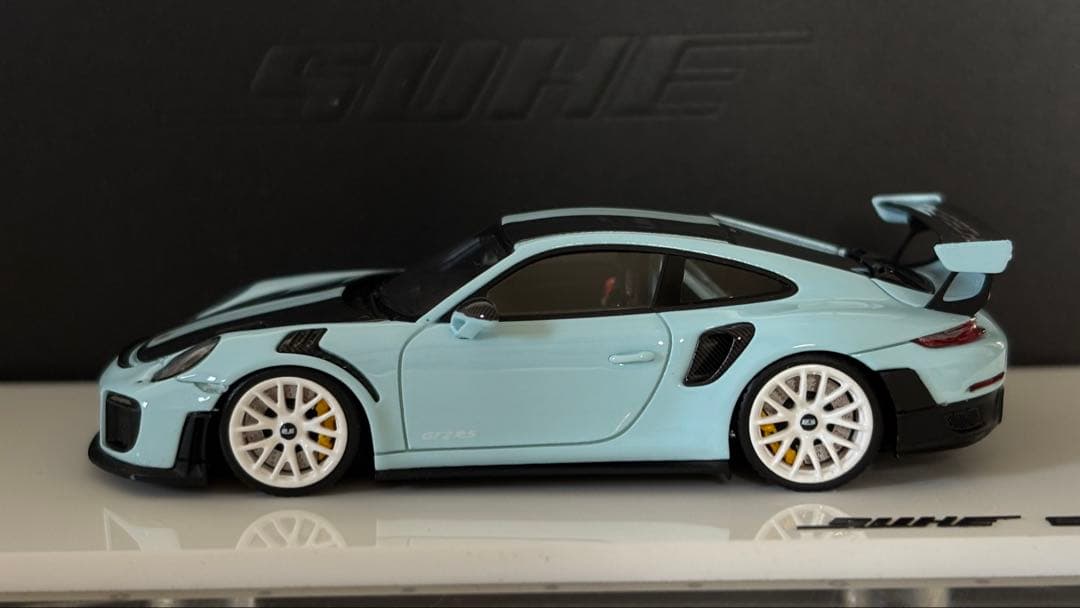 世界100台限定　suhe 1/64 ポルシェ　911 GT2RS ブルー