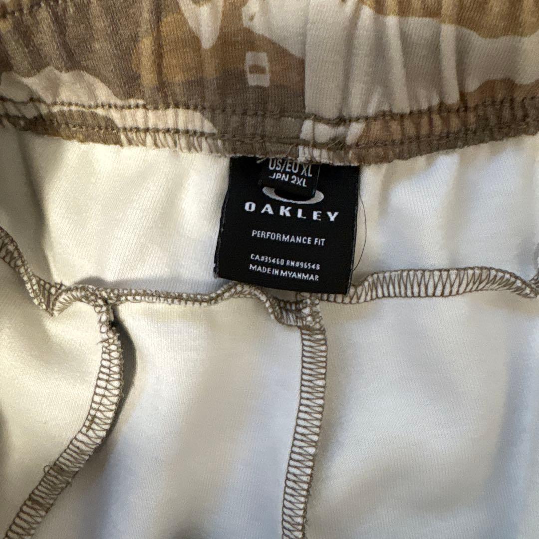 OAKLEY 迷彩柄 フード付きパーカー セットアップ