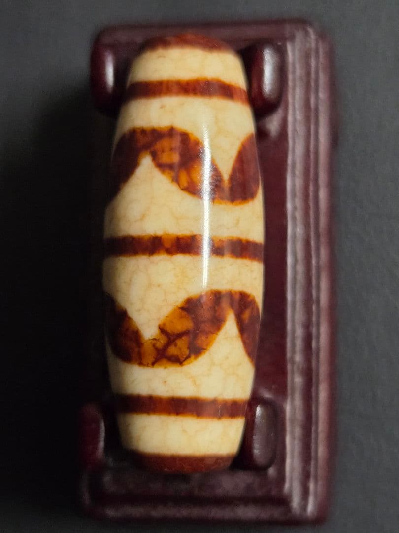 955　専用です。　上肯　双虎牙天珠　龍紋　希少　dzibeads！