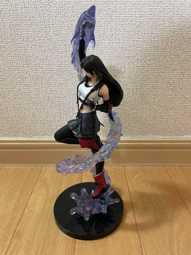 ファイナルファンタジー7 フィギュア２体セット ティファ・エアリス