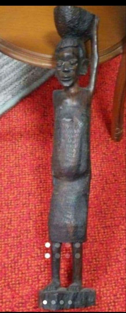 木製女性像 彫刻　レア、タンザニアの一刀彫オブジェです