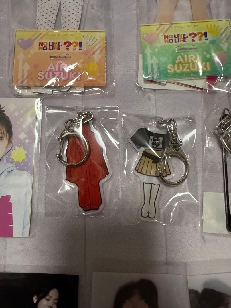 鈴木愛理　ラッフルくじ　まとめ売り　ビッグアクリルスタンド含む　24品