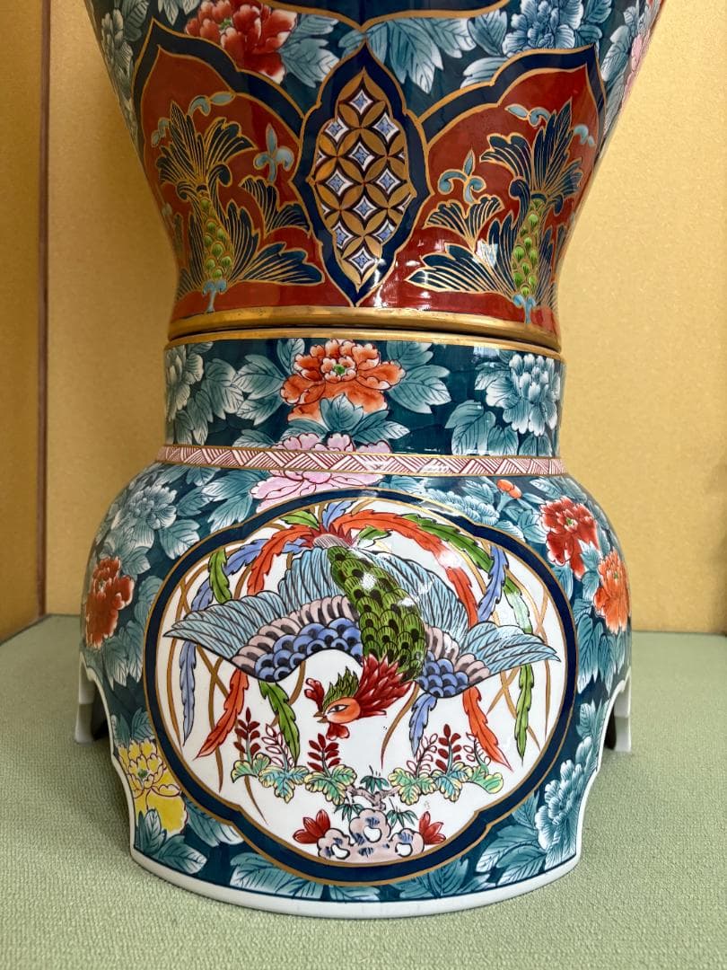 有田焼　光右衛門作　飾り壷　高さ155cm程　落款あり