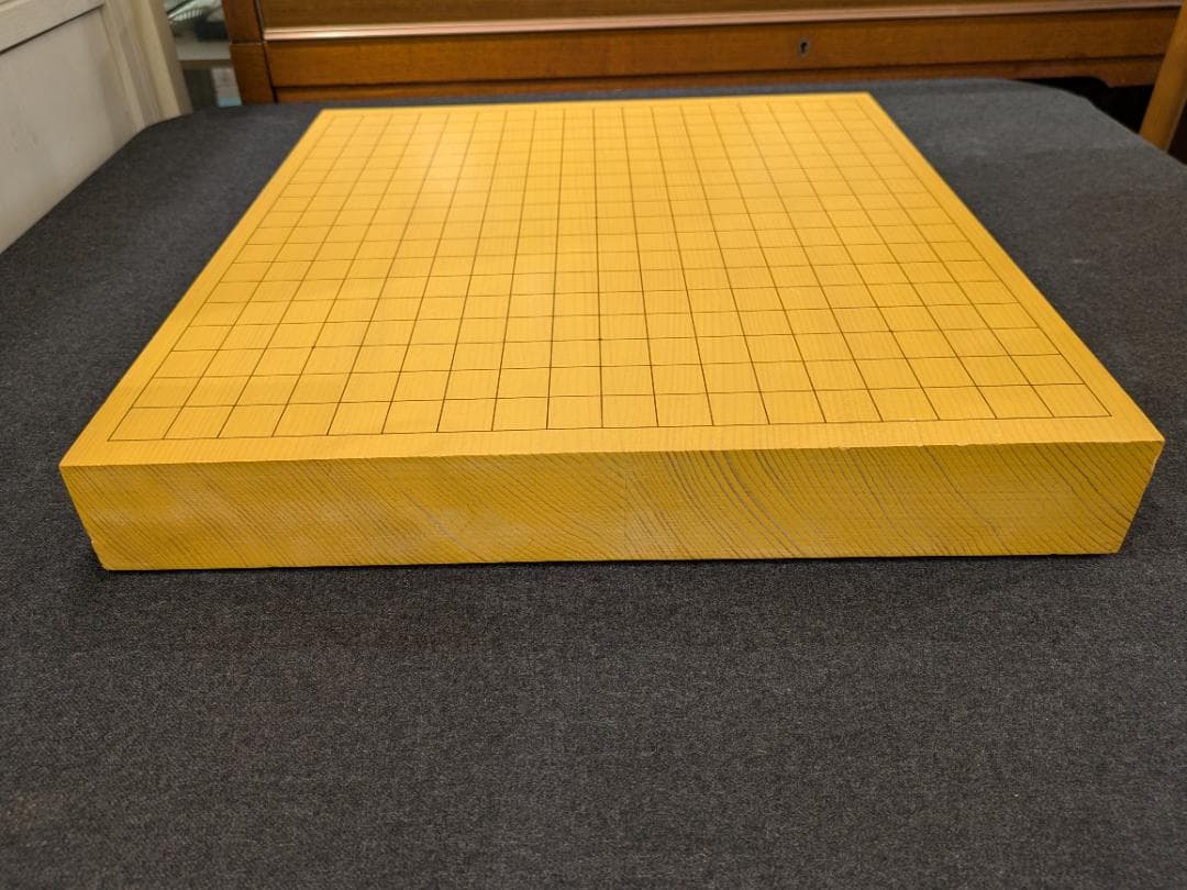 i＋【美品】 囲碁 卓上碁盤 本榧 ハギ板 天地柾 高級天然木 1.8寸 2枚継
