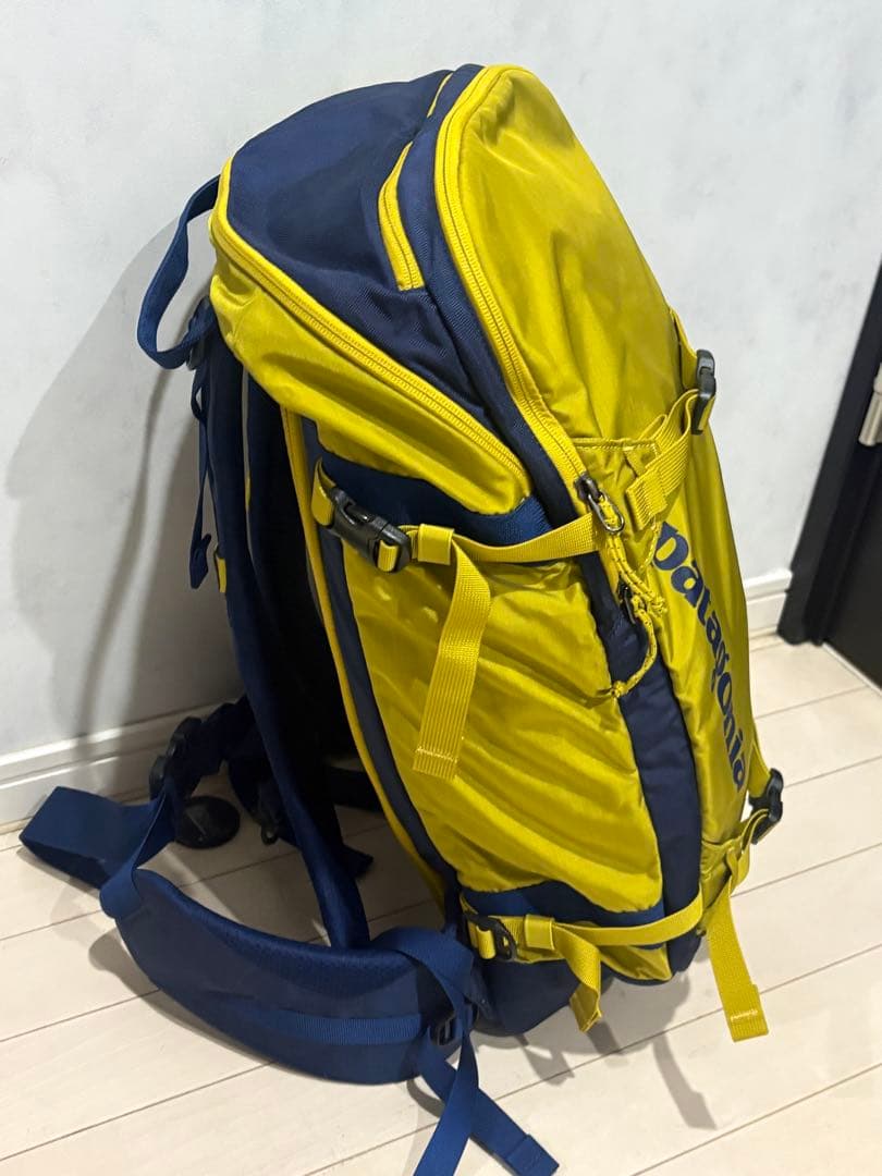 新品未使用Patagonia スノードリフター30 L/XL