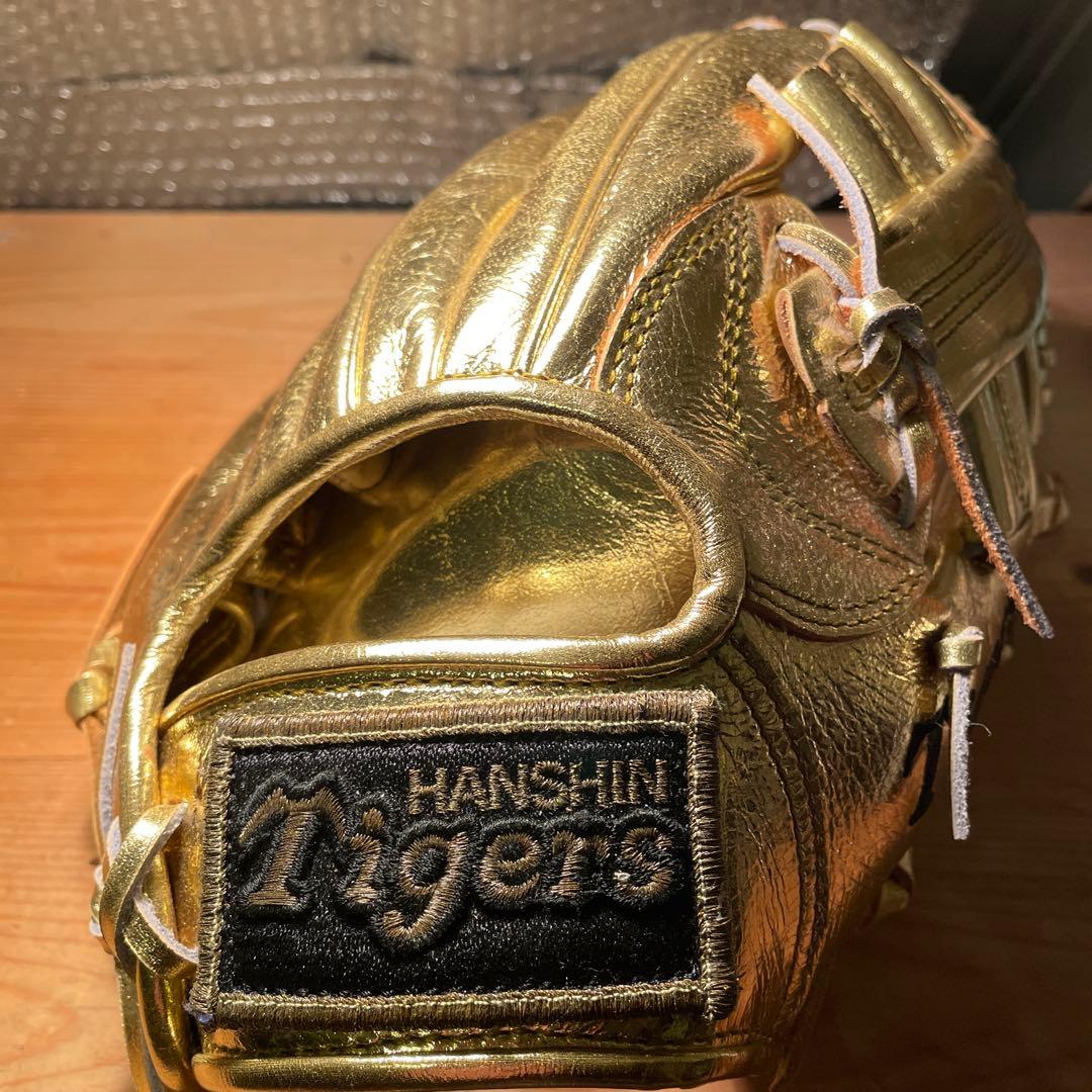 本日買う男に売る。阪神優勝記念。　ゴールデン野球グローブ　大人用　内野
