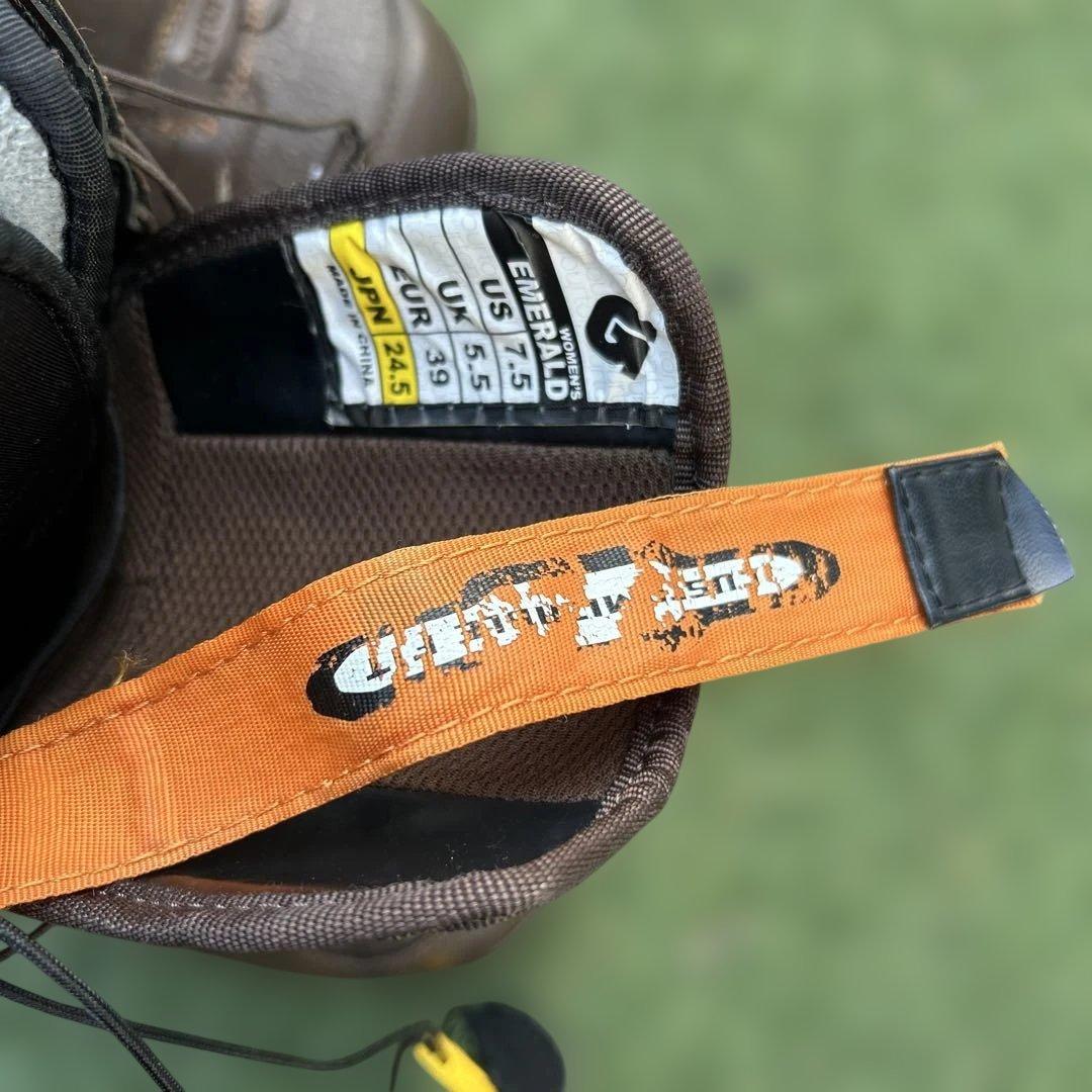 Burton Emerald 女性用スノーボードブーツ 24.5