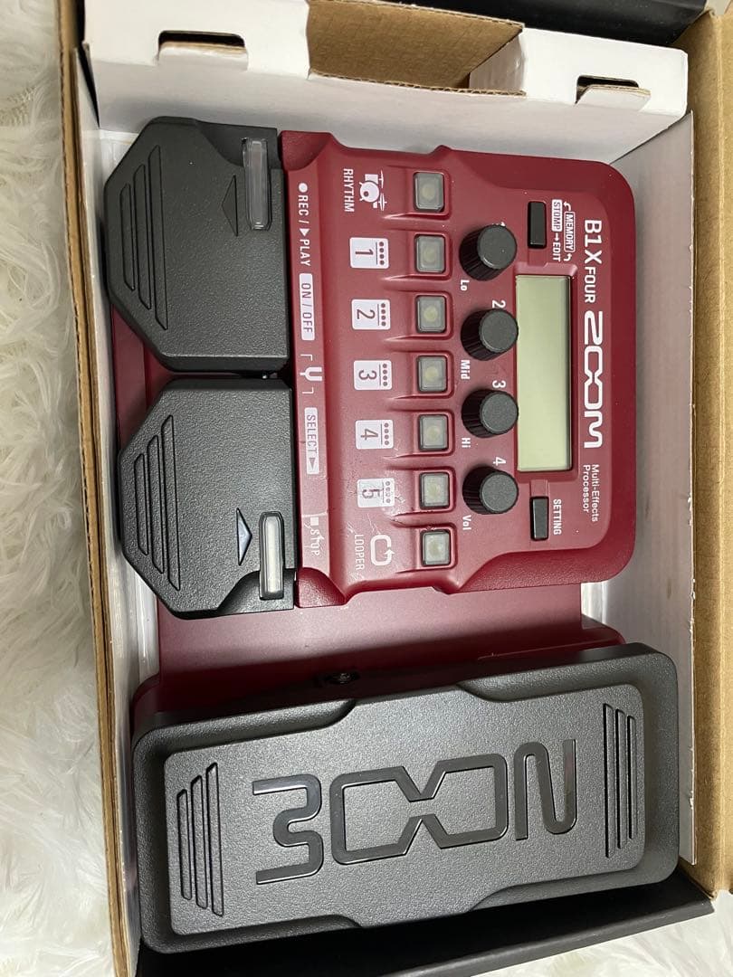 【美品】ZOOM B1Xfour マルチエフェクター