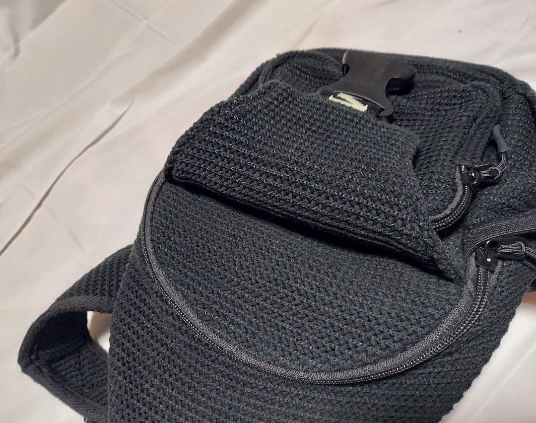 【完売品】HYDE メッシュボディバッグ★hydeグッズのオマケ付き★