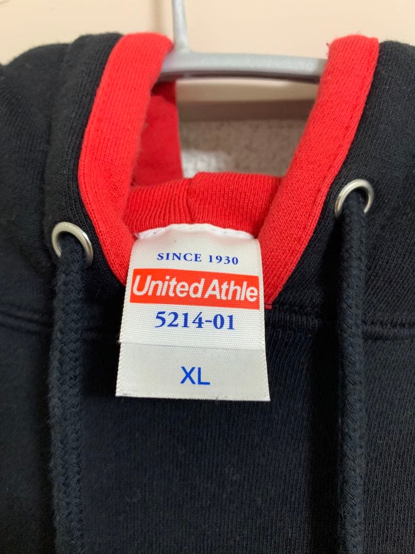 LEGIT DESIGN パーカー　黒サイズXL（メンズ）