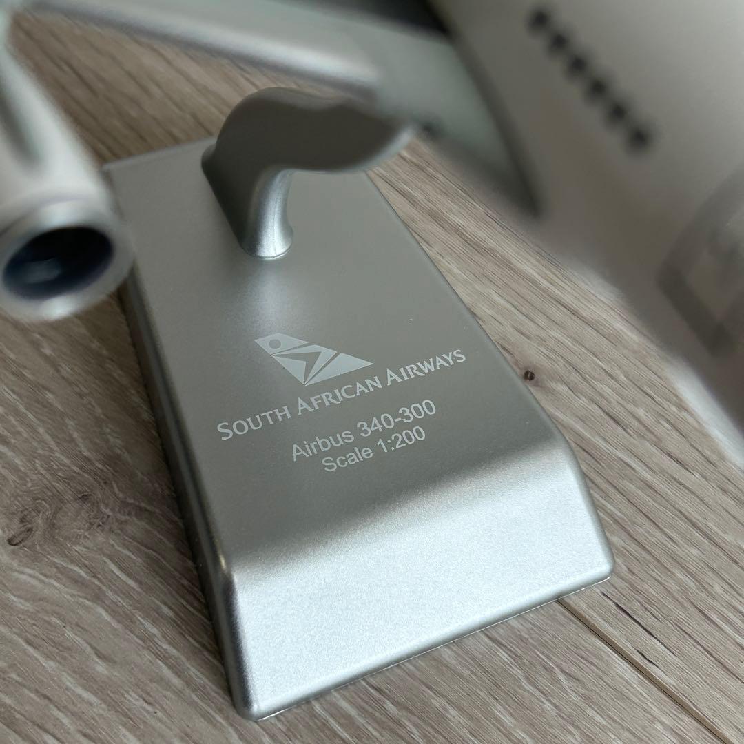 ③South African 南アフリカ航空 エアバスA340-300模型