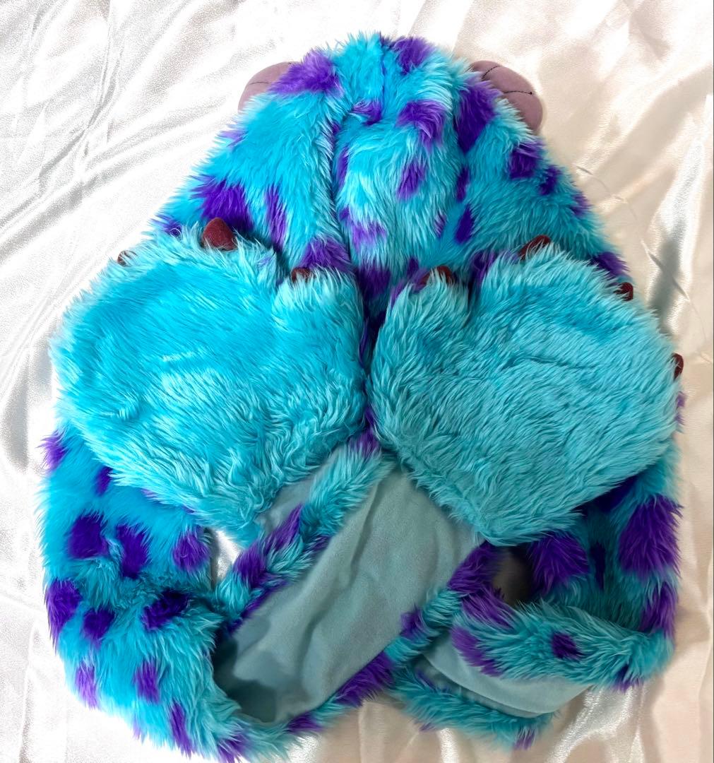 ディズニー ファンキャップ サリーマフラー手袋一体型＋レッグウォーマー 試着のみ