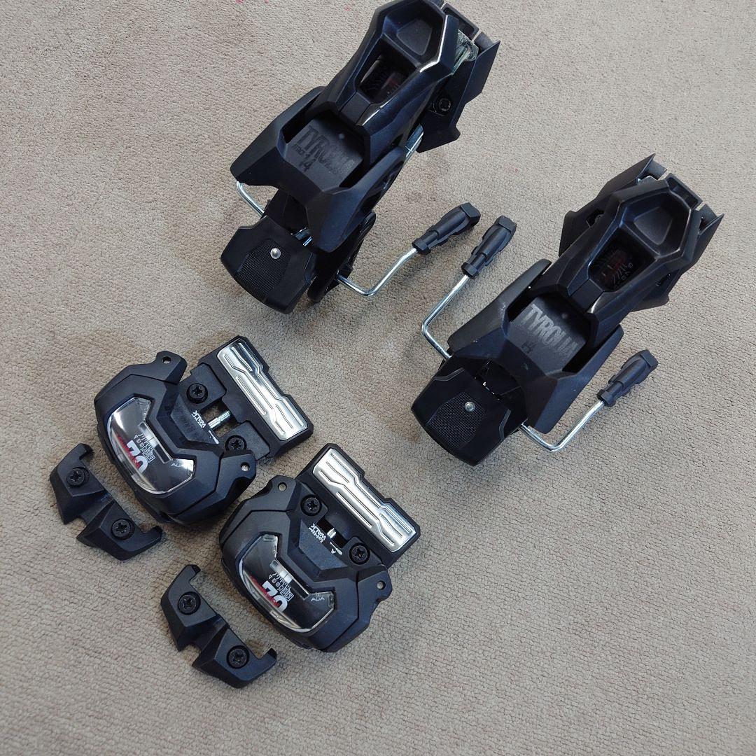 【訳あり】チロリアビンディングATTACK14 ワイドブレーキ パウダースキー用