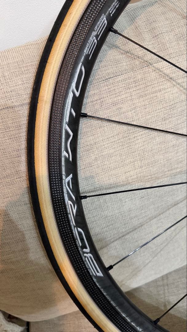 ボーラWTO３３　リムブレーキ カーボンホイール 700C
