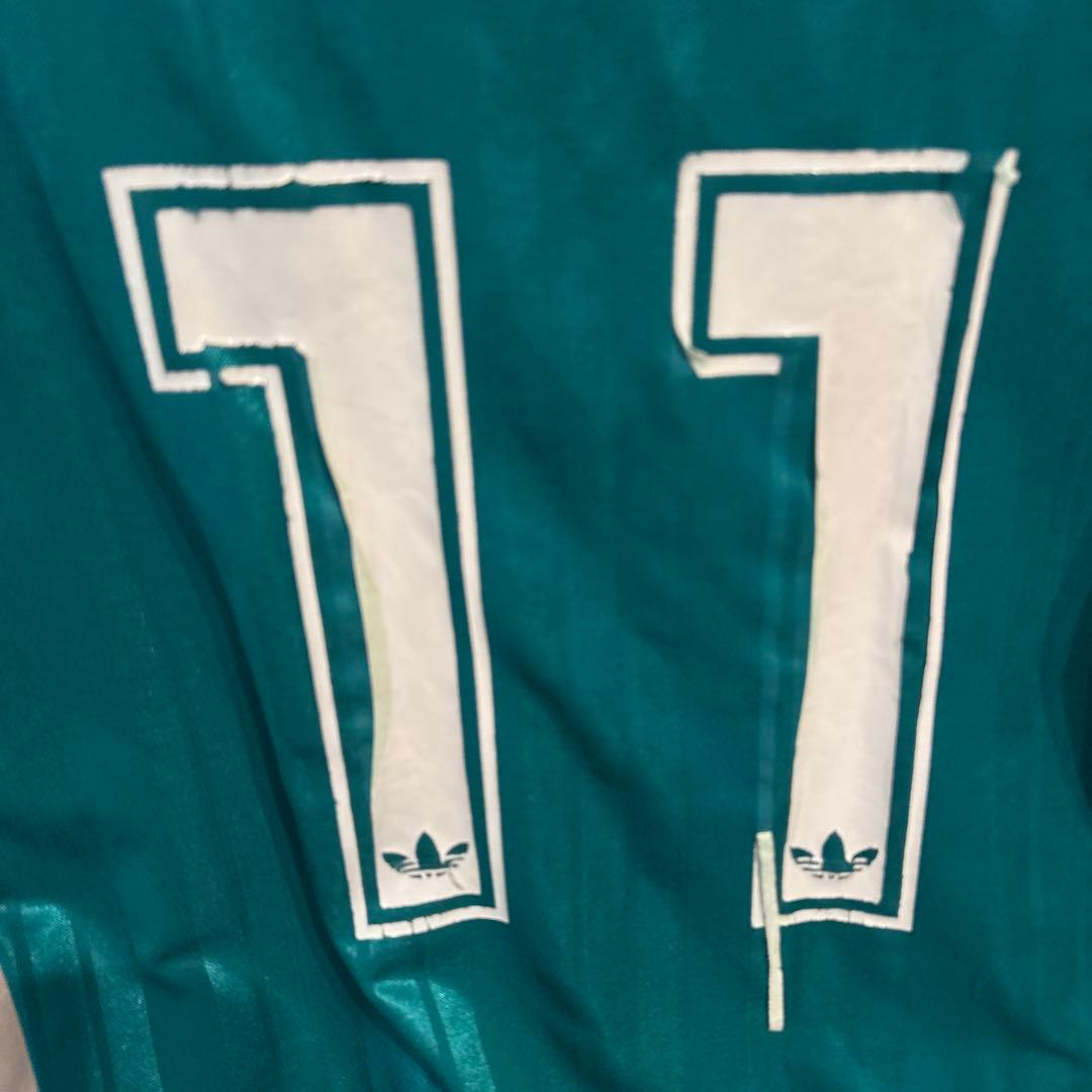 サッカー　ユニフォーム